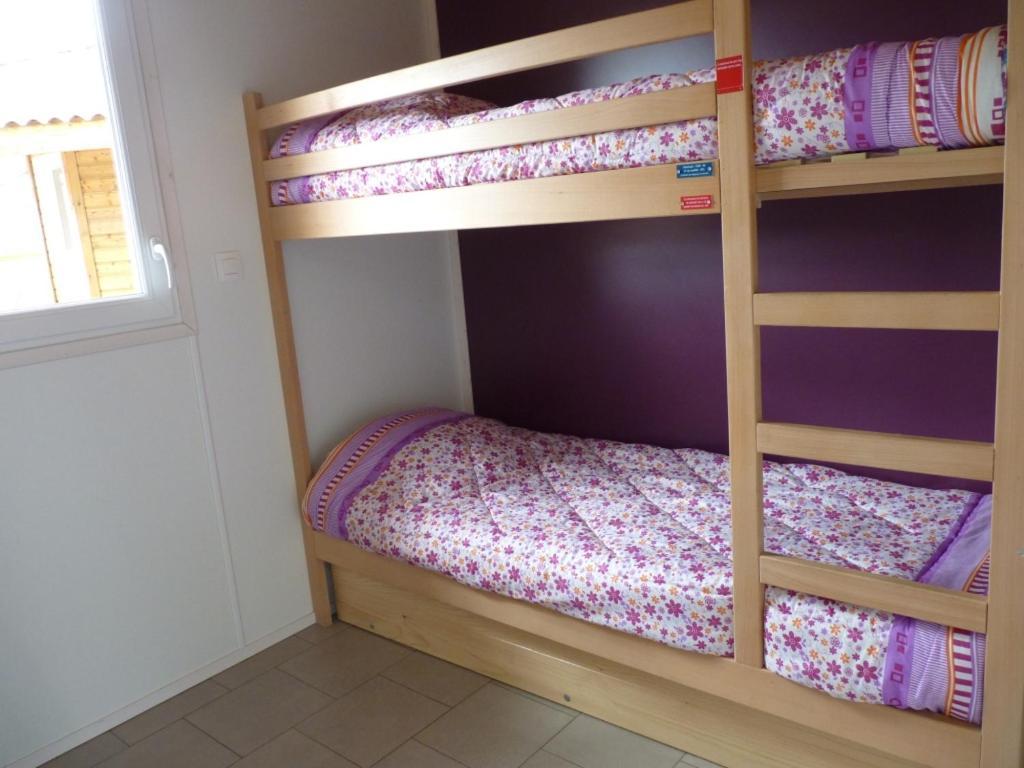 Rev'Othijol Vacances Saint Alban Auriolles Ruang foto